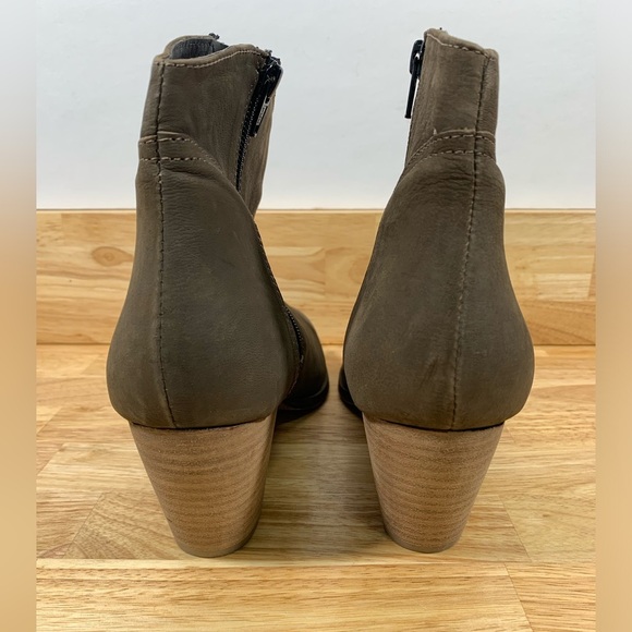 NEW Diba 10 Green Brown Sequoia Suede Leather Zip Booties - Picture 5 of 8